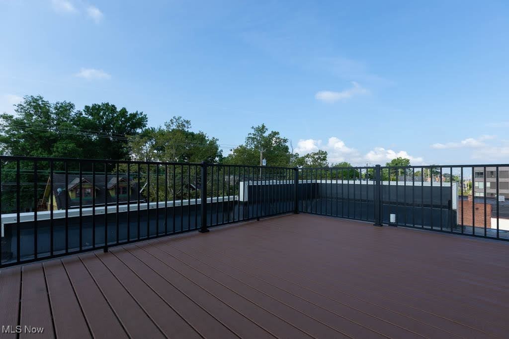 Larchmere Court Condos - Residential