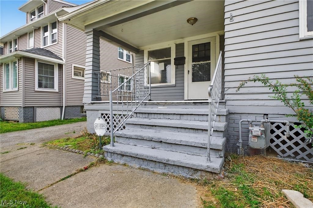 Cleveland Heights, Ohio 44112, United States, 4 Bedrooms Bedrooms, ,1 BathroomBathrooms,Residential,Active,230624