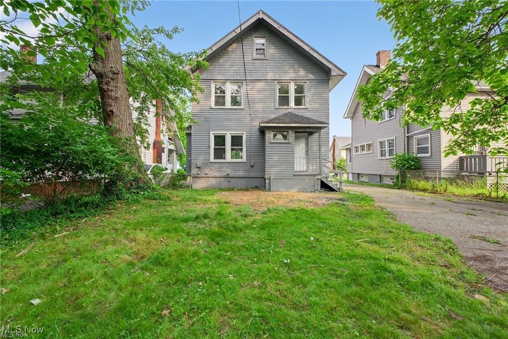 Cleveland Heights, Ohio 44112, United States, 4 Bedrooms Bedrooms, ,1 BathroomBathrooms,Residential,Active,230624