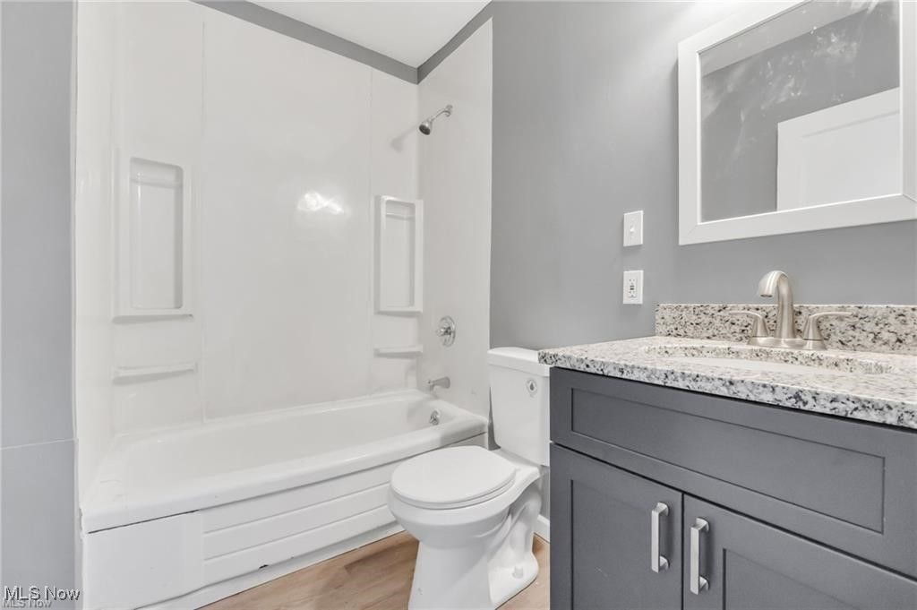 Cleveland Heights, Ohio 44112, United States, 4 Bedrooms Bedrooms, ,1 BathroomBathrooms,Residential,Active,230624