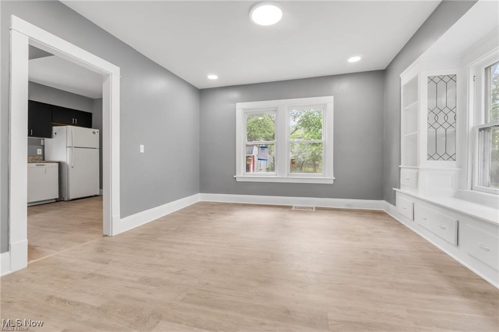 Cleveland Heights, Ohio 44112, United States, 4 Bedrooms Bedrooms, ,1 BathroomBathrooms,Residential,Active,230624