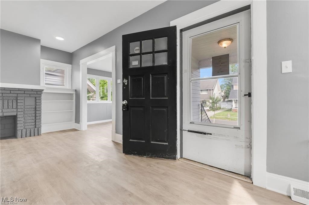 Cleveland Heights, Ohio 44112, United States, 4 Bedrooms Bedrooms, ,1 BathroomBathrooms,Residential,Active,230624