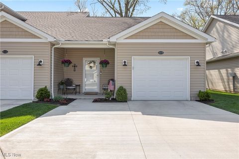 664 Treadway Boulevard Sheffield Lake OH 44054
