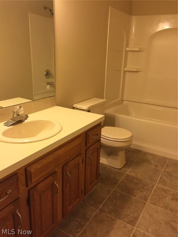 River`s Edge Condo - Residential