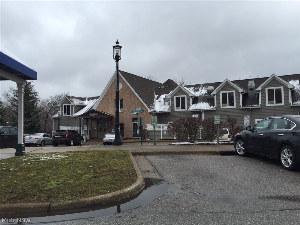 River`s Edge Condo - Residential