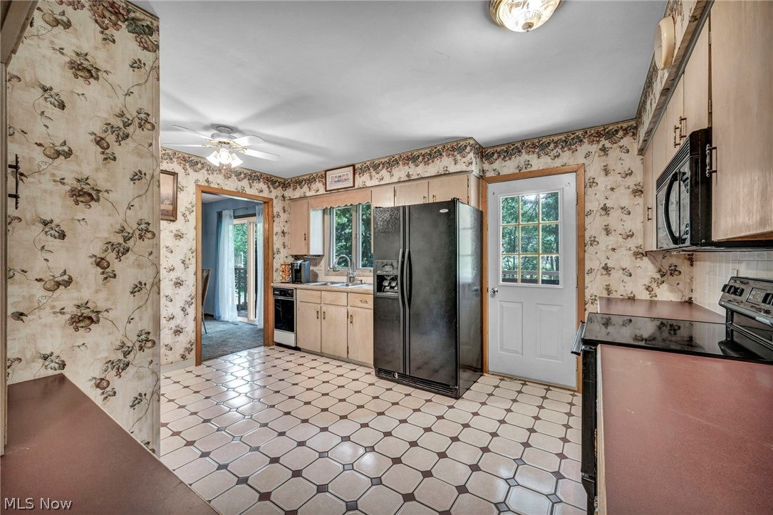 295 Hillsdale Circle