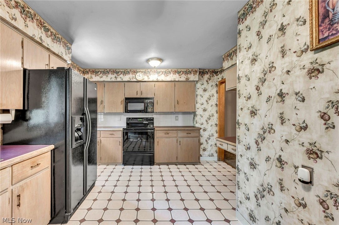 295 Hillsdale Circle
