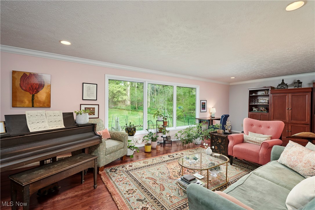 5680 Ledgebrook Lane, Solon, Ohio image 10