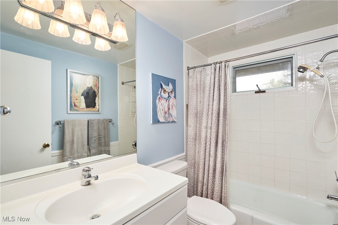 5680 Ledgebrook Lane, Solon, Ohio image 19