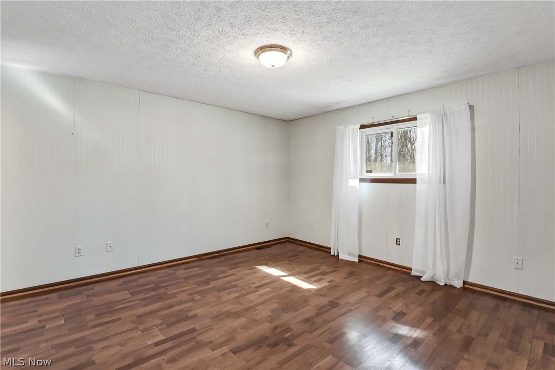 7515 Companys 02 - Residential