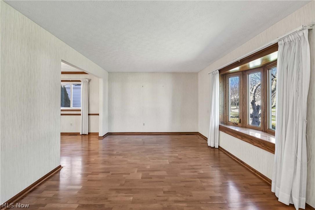 7515 Companys 02 - Residential