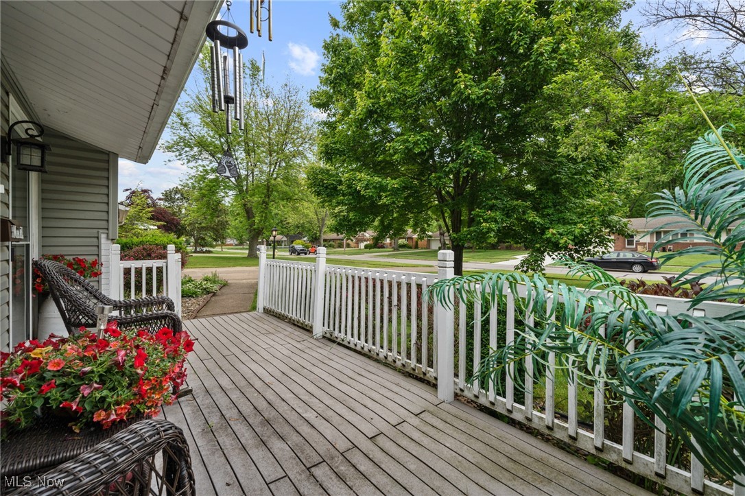 148 Duff Drive, Avon Lake, Ohio image 10