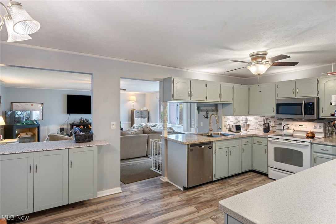148 Duff Drive, Avon Lake, Ohio image 26