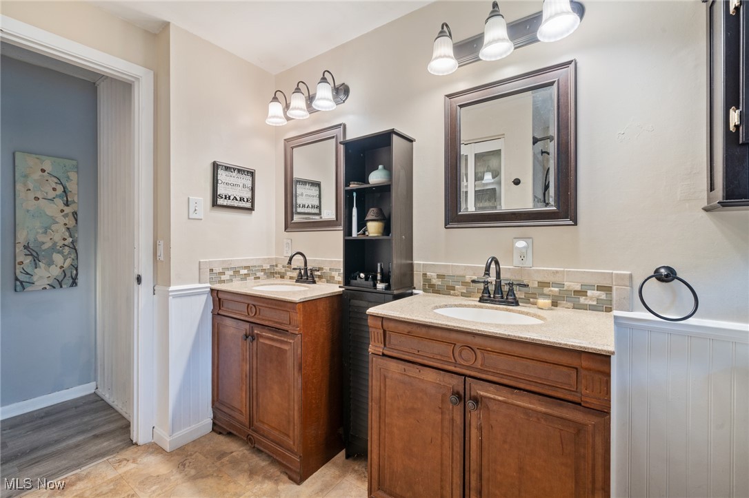 148 Duff Drive, Avon Lake, Ohio image 39