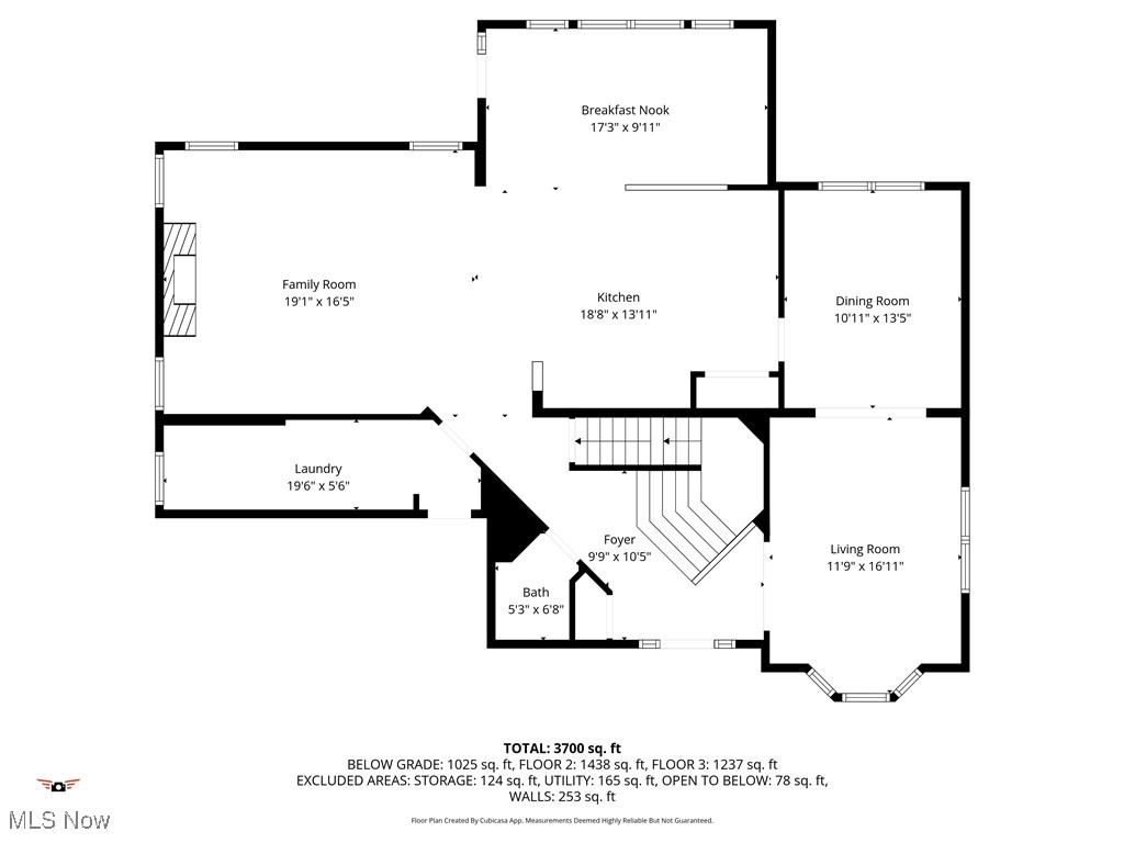 Twinsburg, Ohio 44087, United States, 4 Bedrooms Bedrooms, ,4 BathroomsBathrooms,Residential,Active,220425