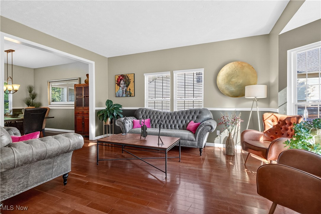 Twinsburg, Ohio 44087, United States, 4 Bedrooms Bedrooms, ,4 BathroomsBathrooms,Residential,Active,220425