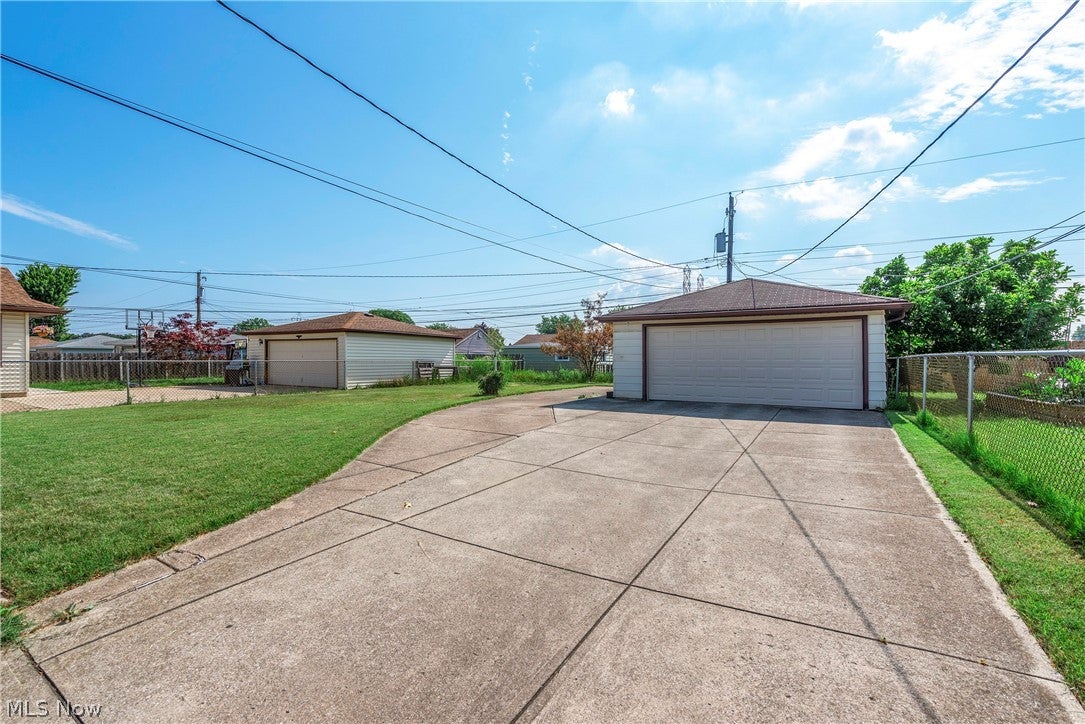 4579 Memphis Villas S