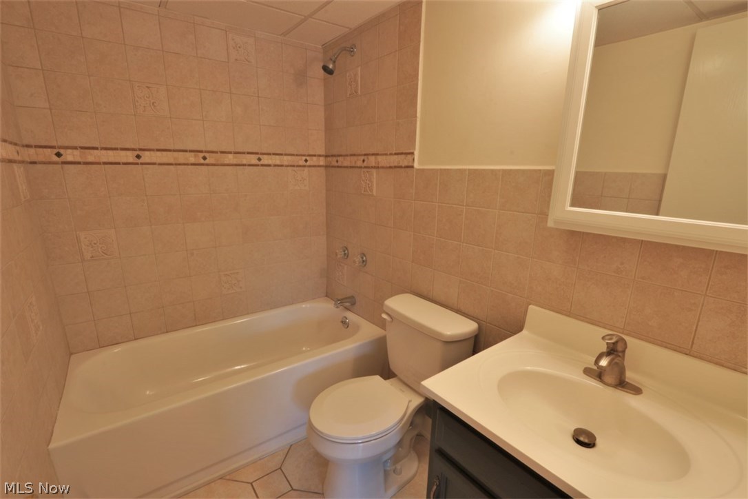 Whisperingwinds - Residential