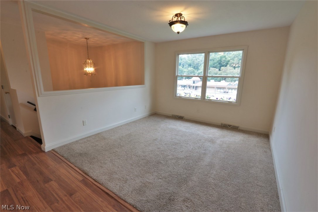 Whisperingwinds - Residential