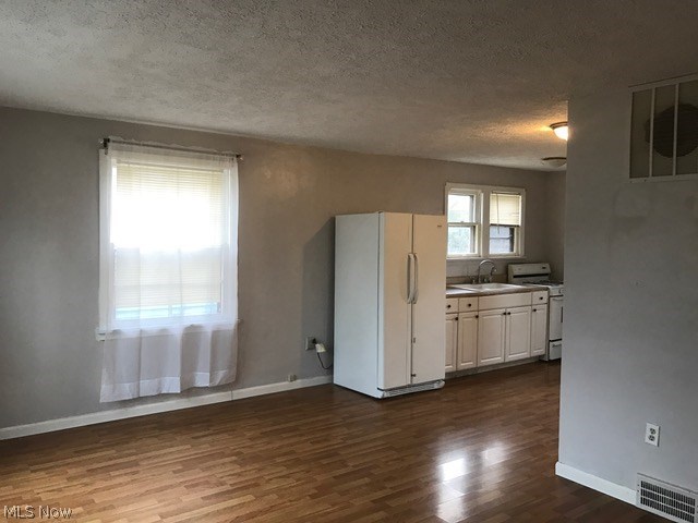 Avon Dover - Residential Lease