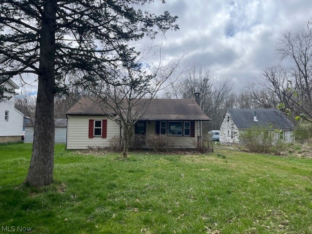 Photo of 1638 Madison Avenue, Painesville, OH 44077 (MLS # 5199831)