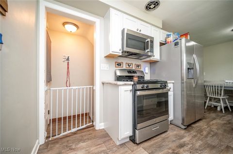 Tiny photo for 40 Woodleigh Court, Austintown, OH 44511 (MLS # 5178964)