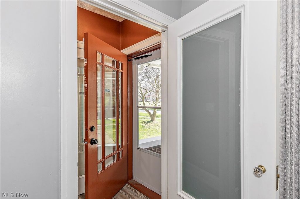 Photo of 3263 Euclid Heights Boulevard, Cleveland Heights, OH 44118 (MLS # 5196683)