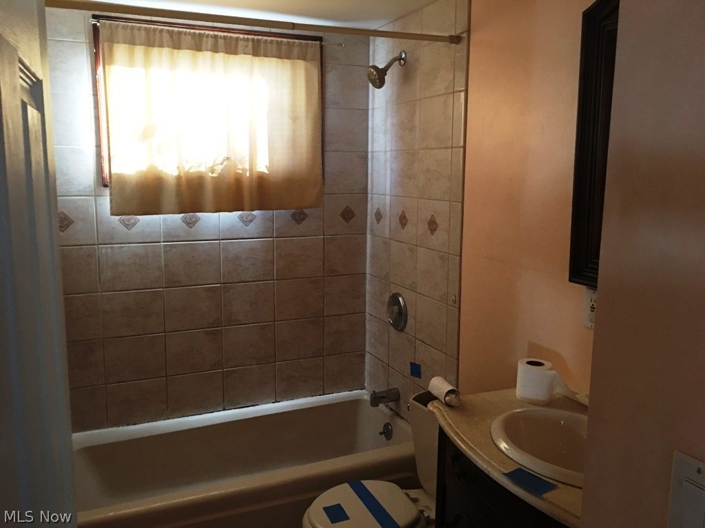 Hummel-Snow 01 - Residential