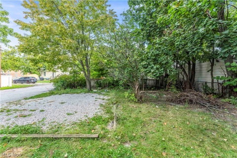 Tiny photo for 3514 Leopold Avenue, Cleveland, OH 44109 (MLS # 5255513)