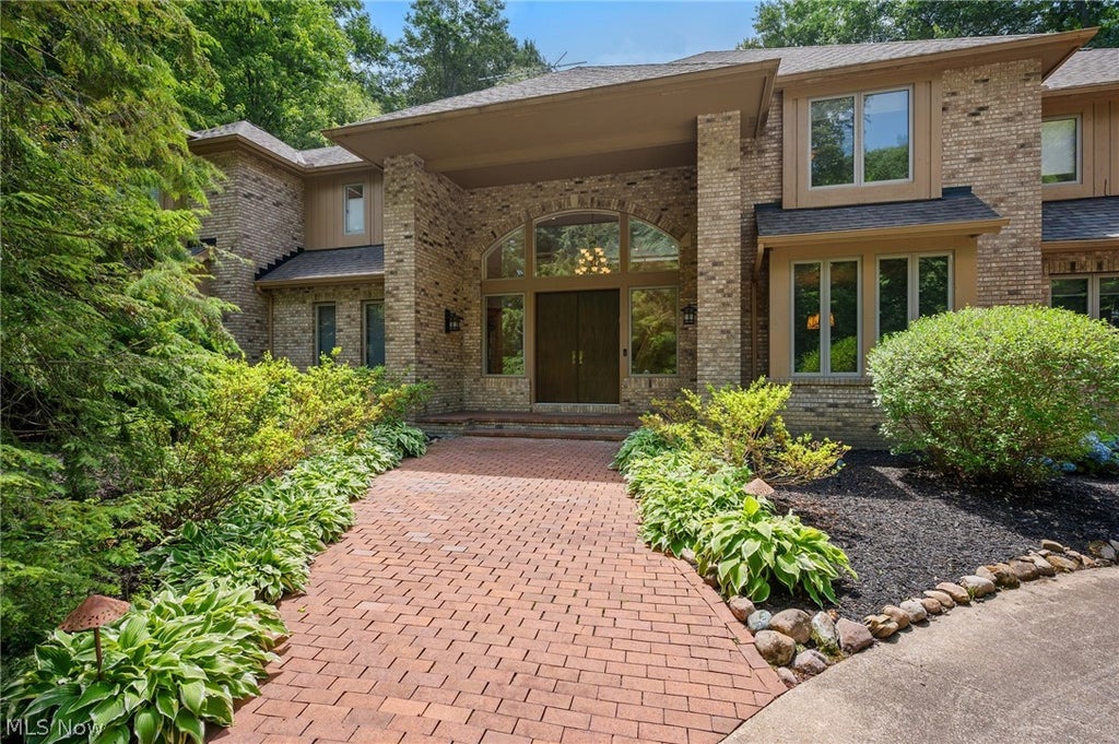 Photo of 80 Easton Lane, Moreland Hills, OH 44022 (MLS # 5224882)