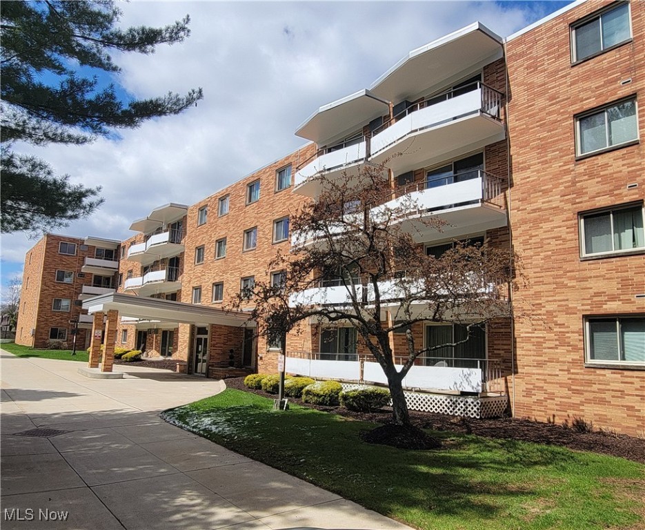 521 Tollis Pkwy #396, Broadview Heights, Ohio image 1