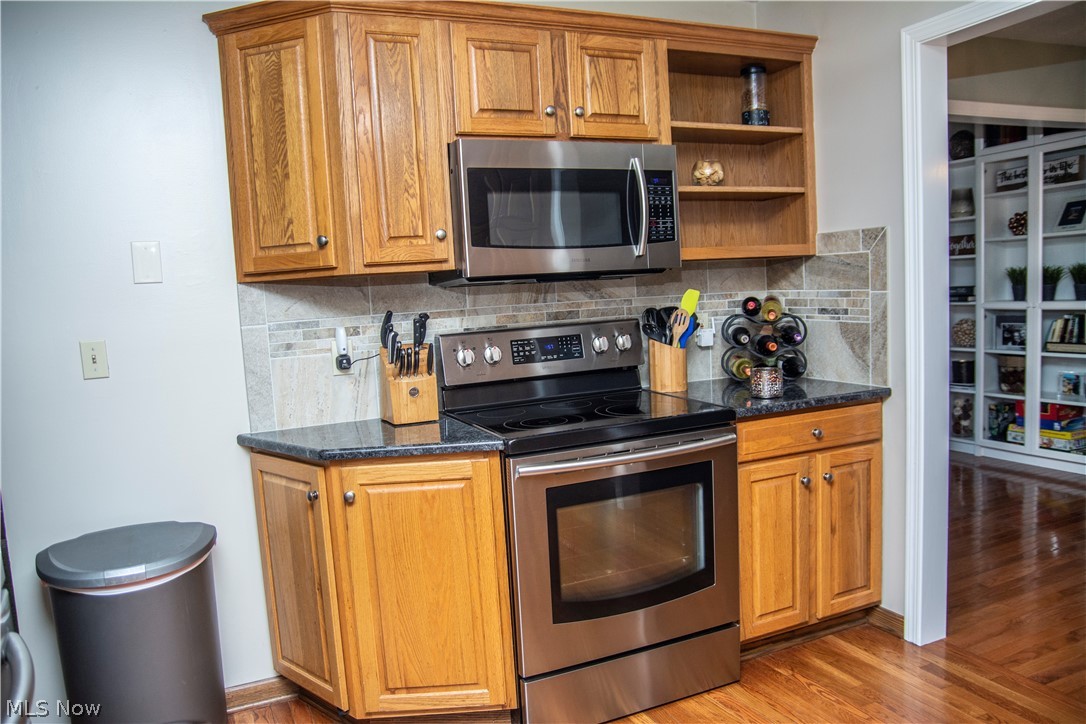 Highlands Mdws 04 - Residential