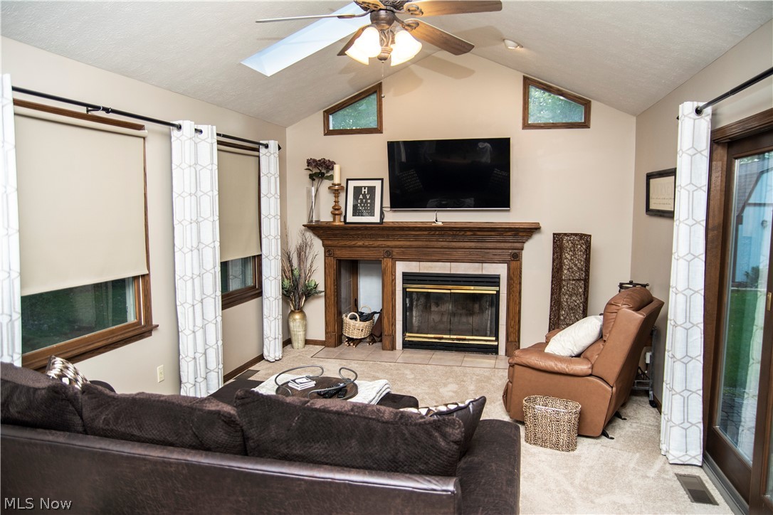 Highlands Mdws 04 - Residential