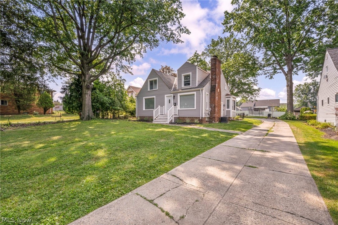 1703 Grantwood Drive