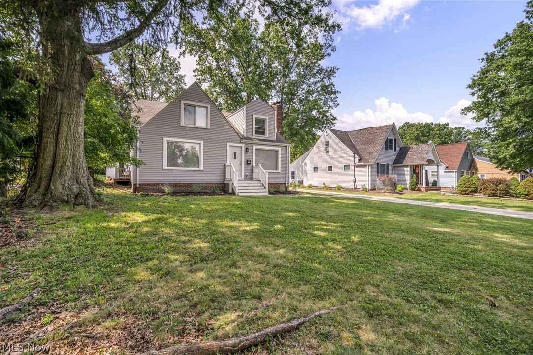 1703 Grantwood Drive