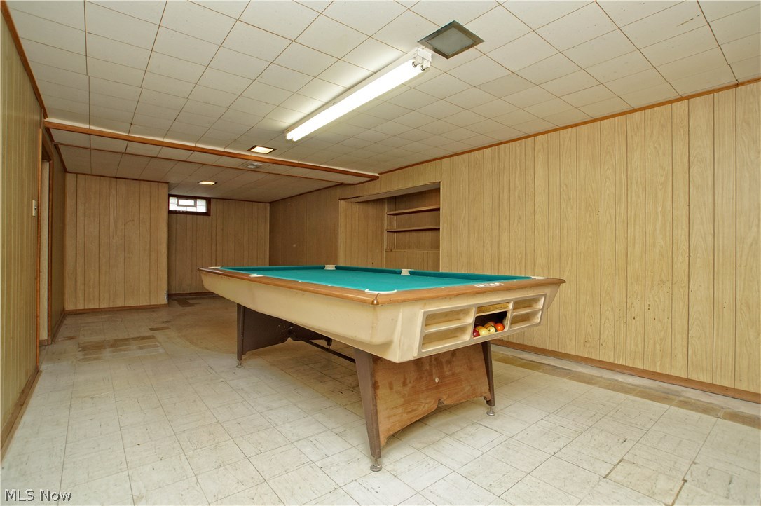 Walter H Telling Broadfield - Residential