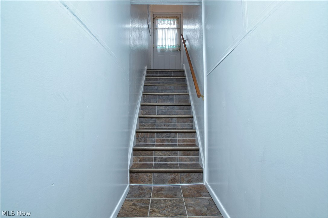 Walter H Telling Broadfield - Residential