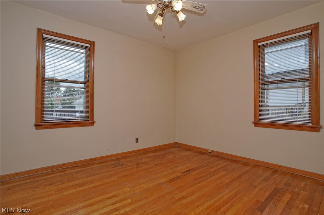 Walter H Telling Broadfield - Residential