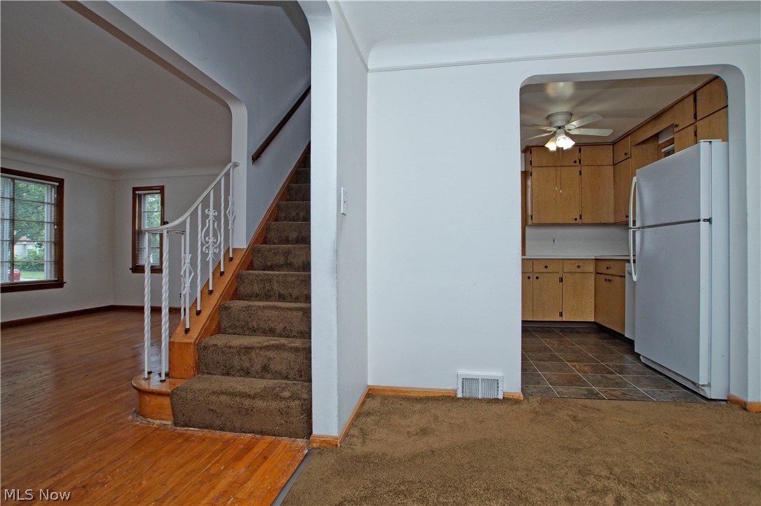 Walter H Telling Broadfield - Residential