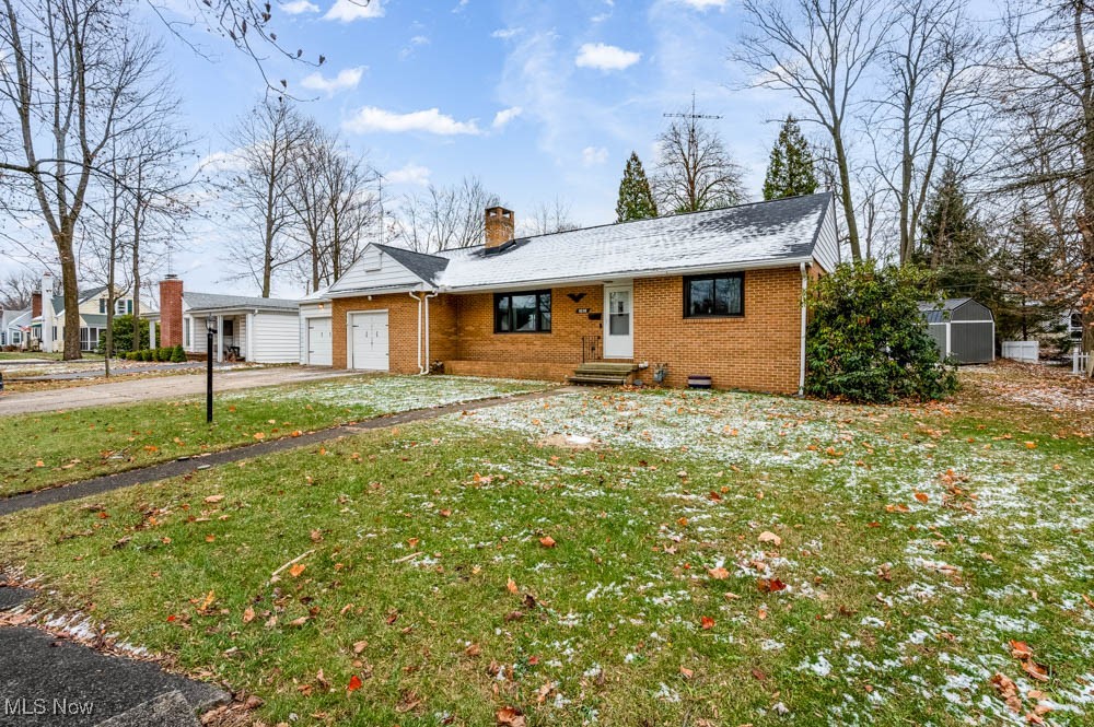 1058 Overlook Drive, Alliance, Ohio image 41