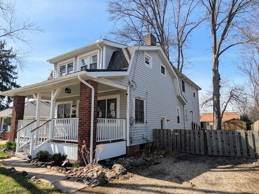 Photo of 1902 Harding Drive, Wickliffe, OH 44092 (MLS # 5192737)