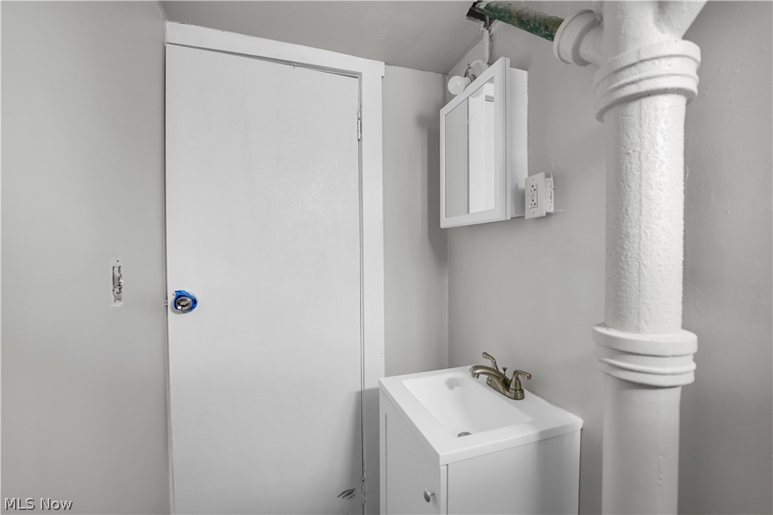 Frank I Crobaugh National Sub - Residential