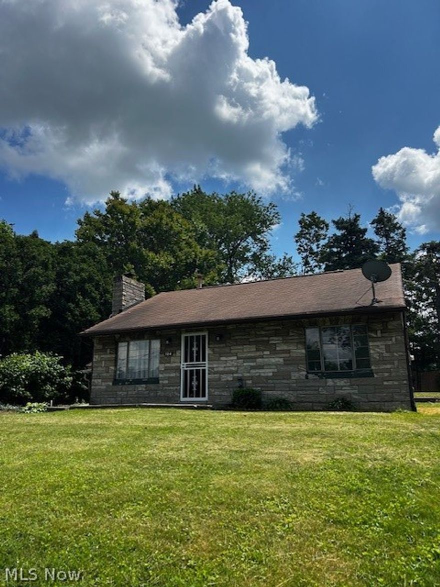 Fantastic opportunity to add value at this Firestone Park ranch!! 3 bed rooms and 1 bath. Priced so the new owner can add value and have immediate equity. Perfect opportunity for an owner occupant or cash flowing property. Call today for your showing!