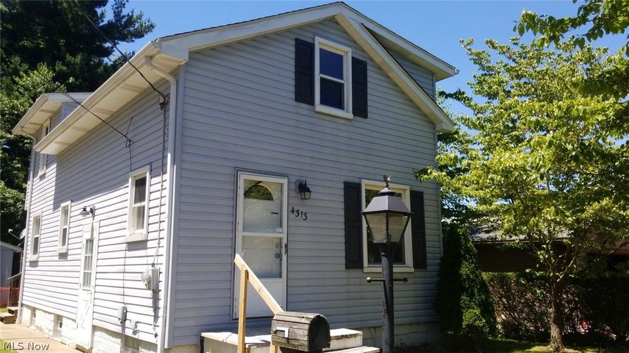 Colonial, 3 Bedroom, 1 1/2 bath, built about 1924, full basement, gas heat, 1 car garage, approximately 1,100 sq ft. Property sold AS IS. Equal housing opportunity. FHA insurable w/escrow per HUD Appraisal.