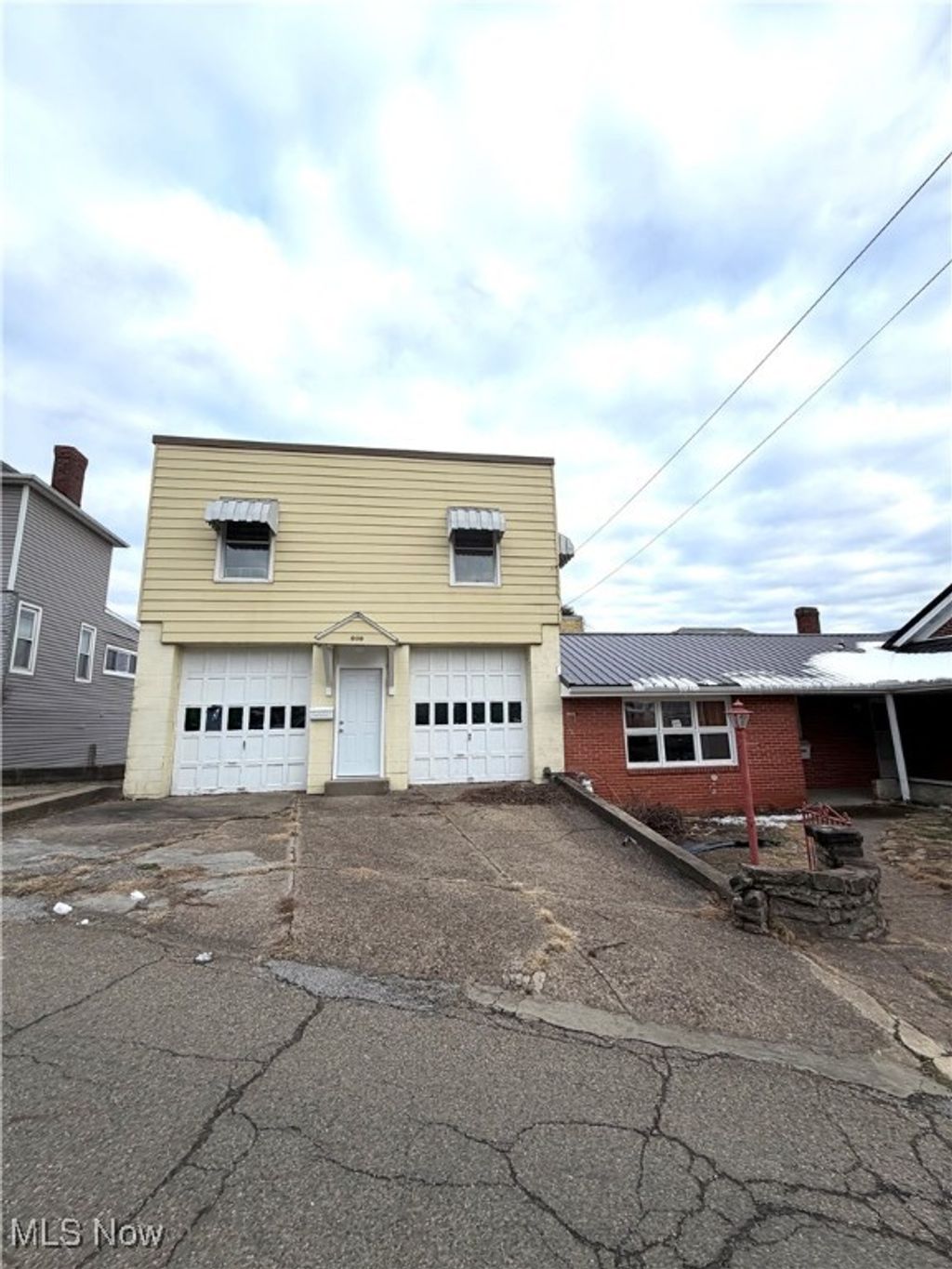 Photo of 800 Euclid Avenue, Martins Ferry, OH 43935 (MLS # 5176986)