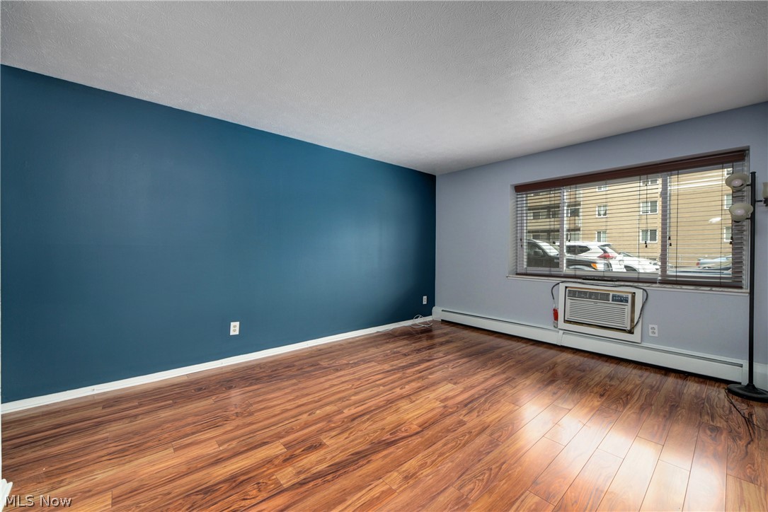 Waverly House Condo - Residential