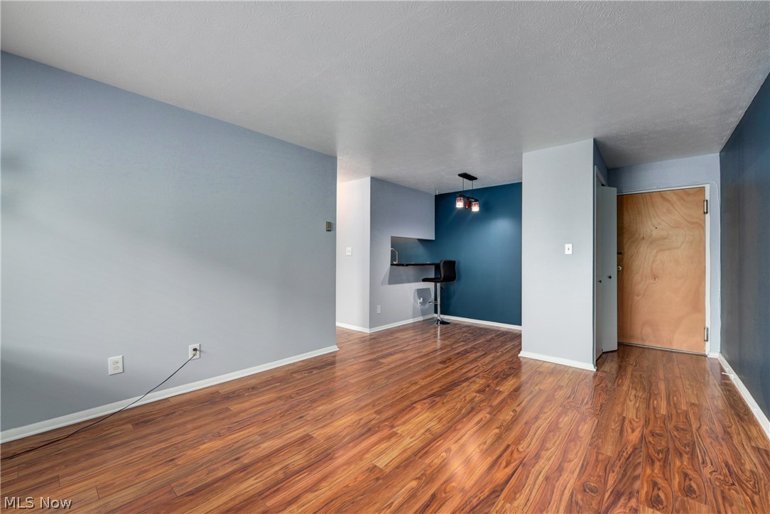 Waverly House Condo - Residential