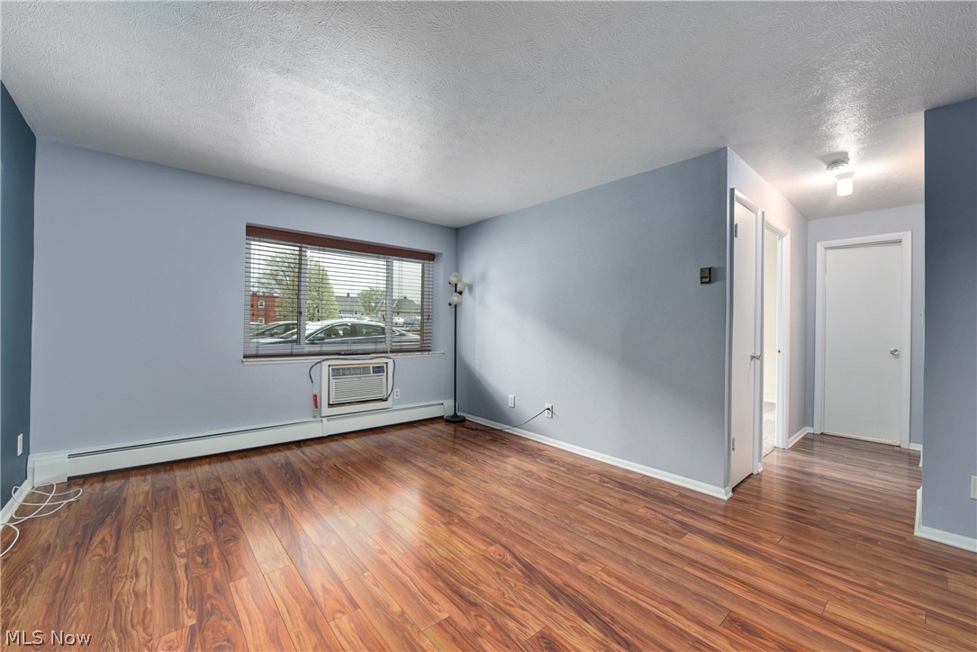 Waverly House Condo - Residential