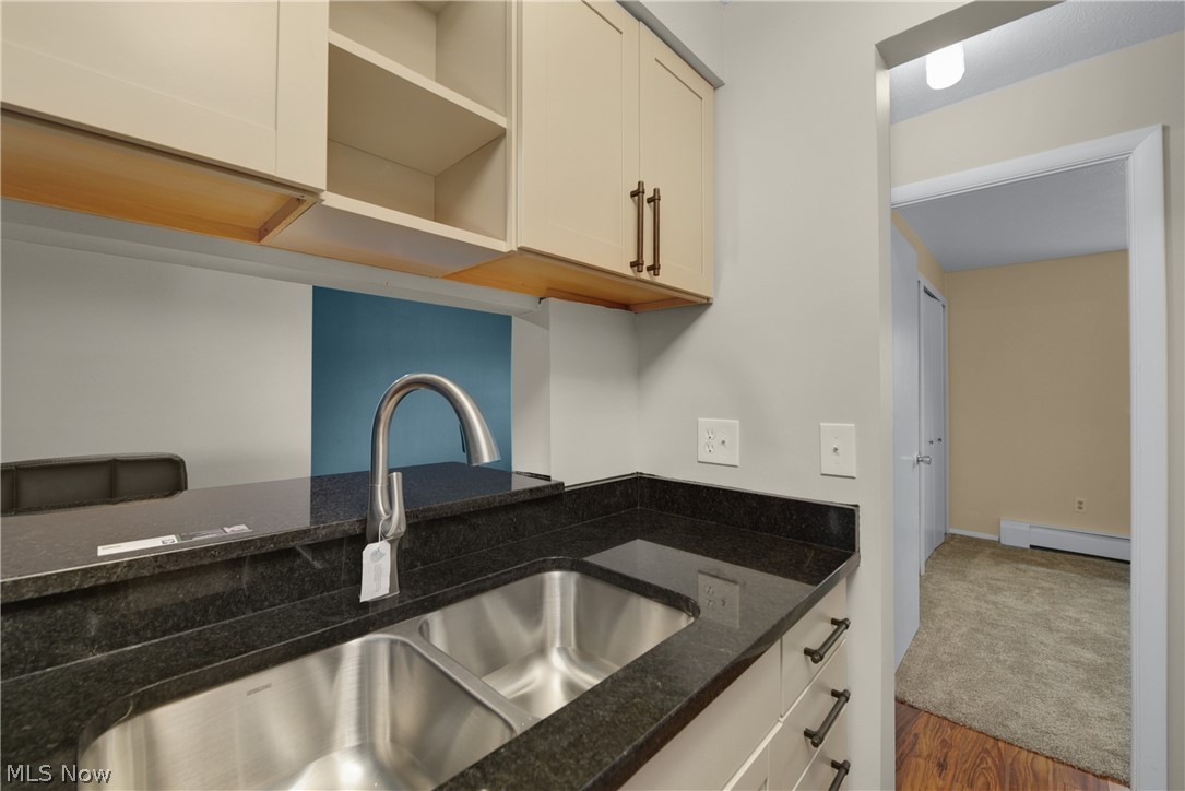 Waverly House Condo - Residential