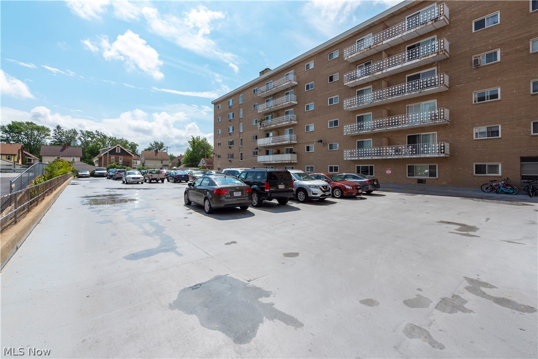 Waverly House Condo - Residential